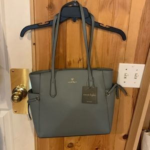 Blue tote bag